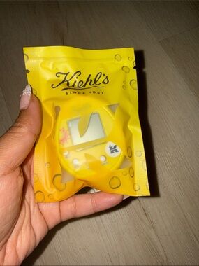 Kiehl's tamagotchi new not opened